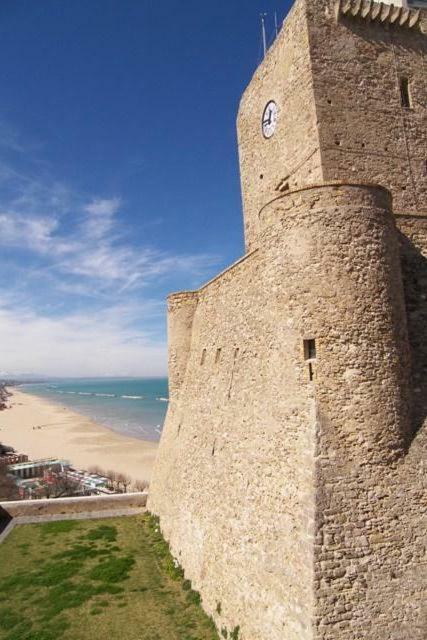 La Casa Sotto L'Arco Lägenhet Termoli Exteriör bild